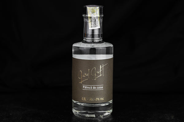 Pălincă de caise
