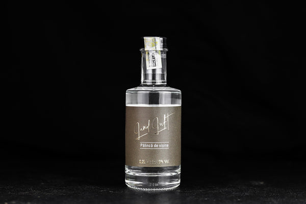 Pălincă de vișine