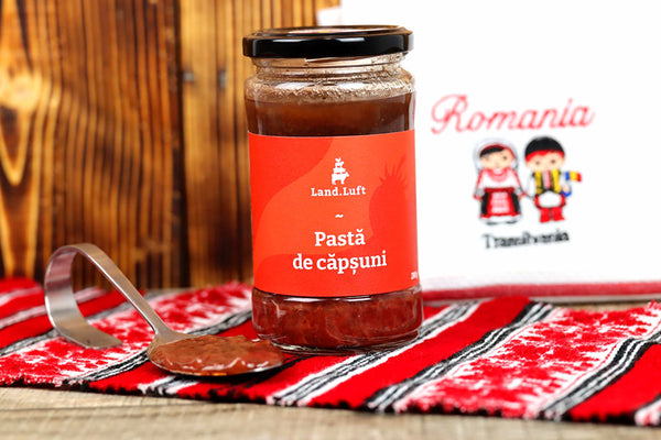Pastă de căpșuni