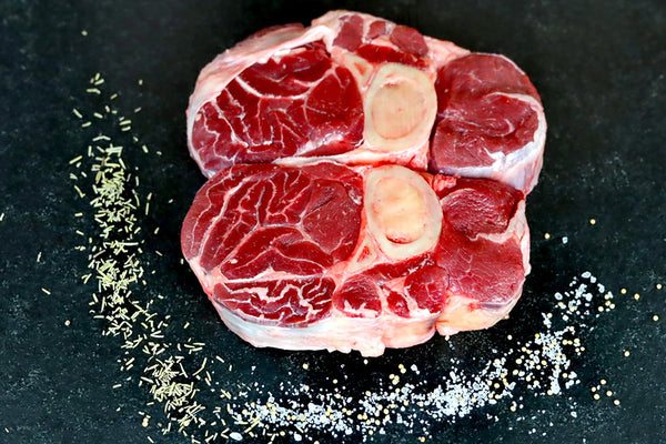 Rasol de vită Angus BIO cu os – carne fragedă pentru supe și slow cooking